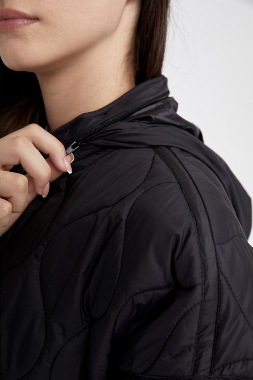 Женская Черный Куртка водоотталкивающая свободного кроя с капюшоном