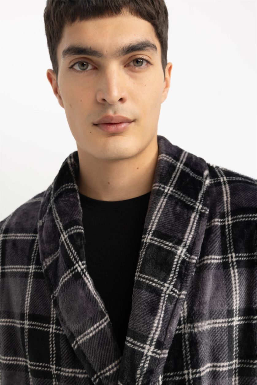 رجال أسود روب نوم قصة عادية بياقة شال بجيب