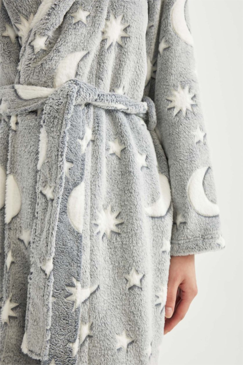 حريمي رمادي فاتح روب نوم قصة عادية من Fall in Love