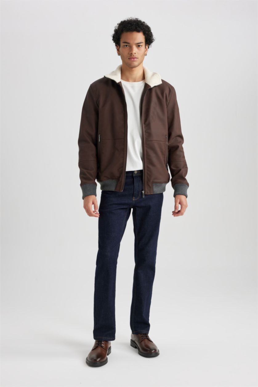 رجال بني قمصلة جلد صناعي سليم فيت بياقة عالية من القطيفة