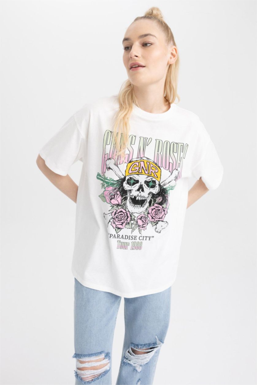 Kadın Kırık Beyaz Oversıze Kısa Kollu Tişört