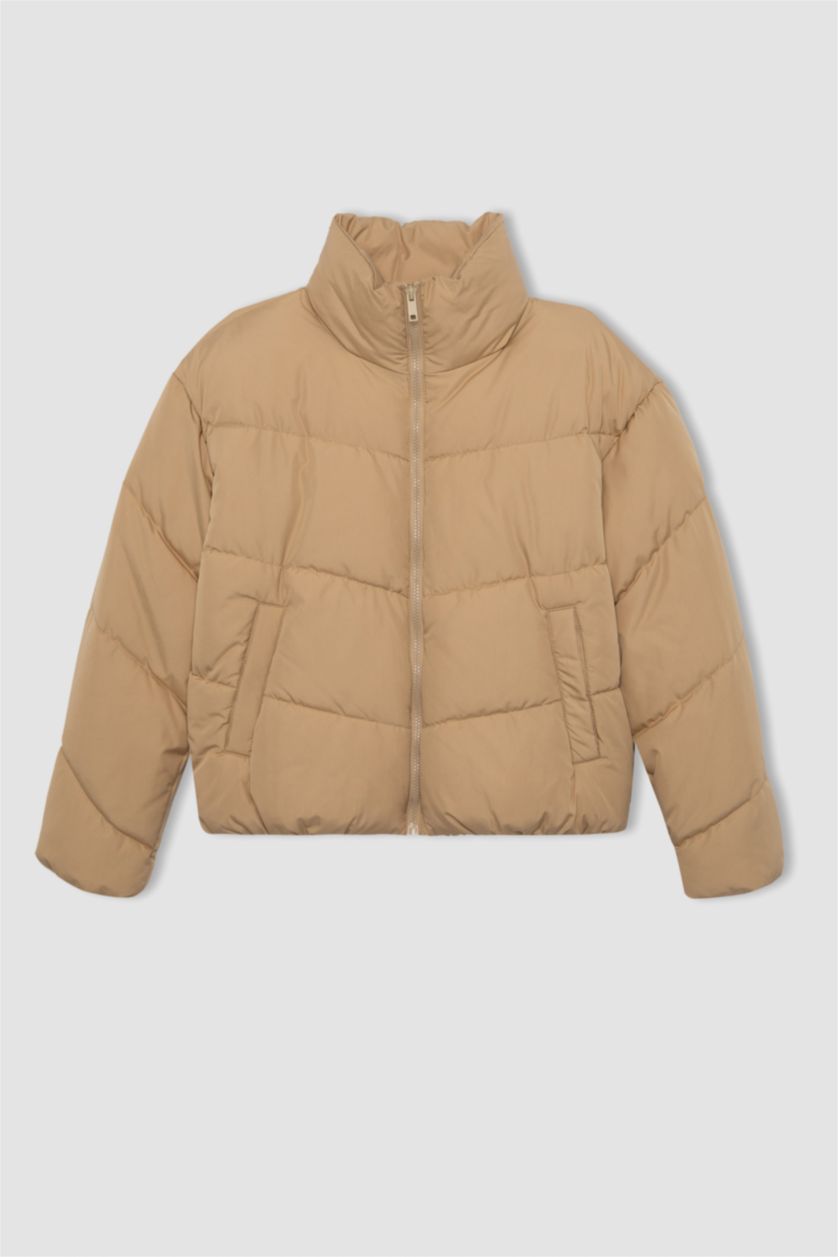 Kadın Bej Su Geçirmez Şişme Mont Oversize Geniş Kalıp Dik Yaka Fermuarlı Cepli Kapitoneli