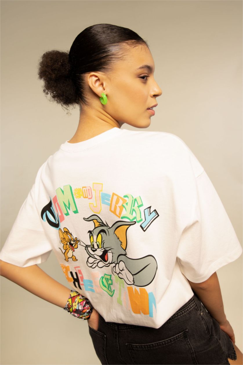 WOMAN White Oversize Fit Short Sleeve T-Shirt
