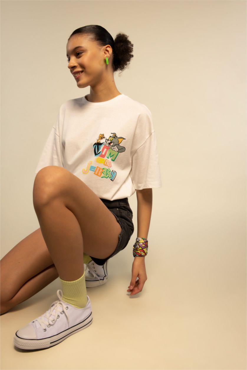 WOMAN White Oversize Fit Short Sleeve T-Shirt