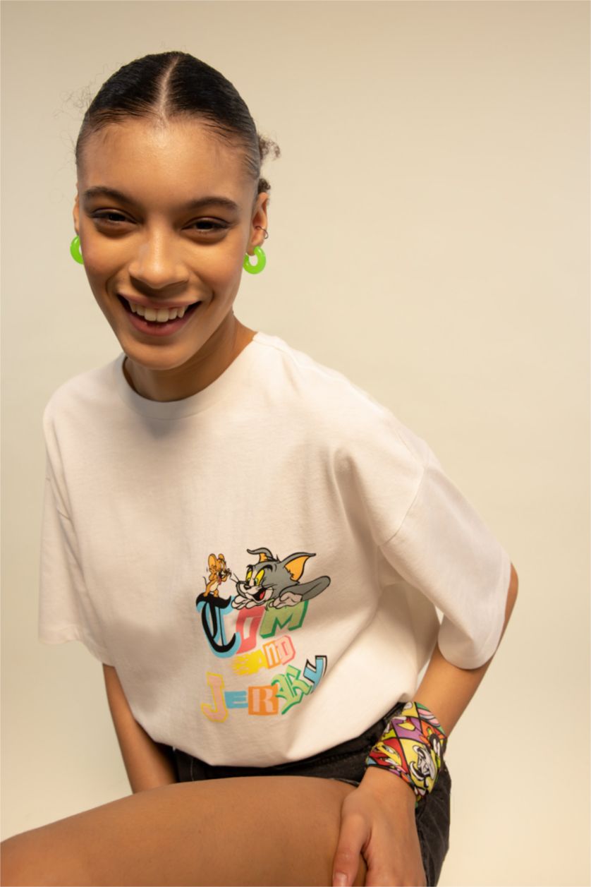 WOMAN White Oversize Fit Short Sleeve T-Shirt