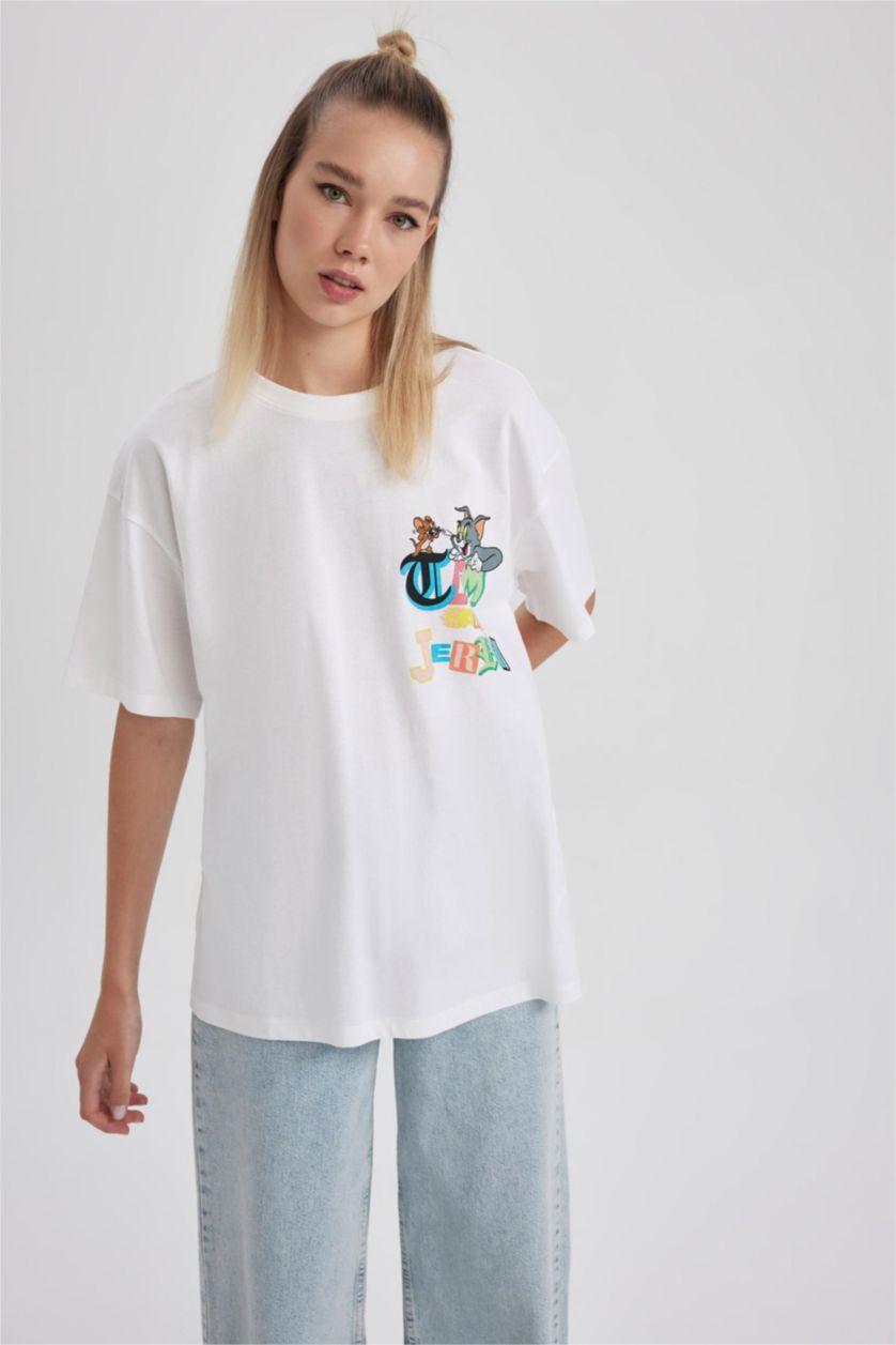 WOMAN White Oversize Fit Short Sleeve T-Shirt