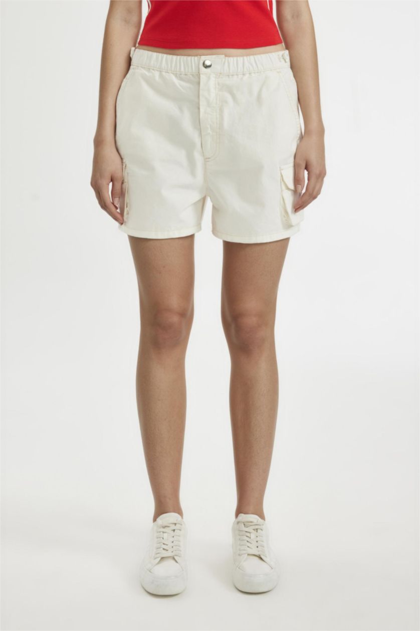 FEMME Écru Short Coupe Régulière Taille Normale