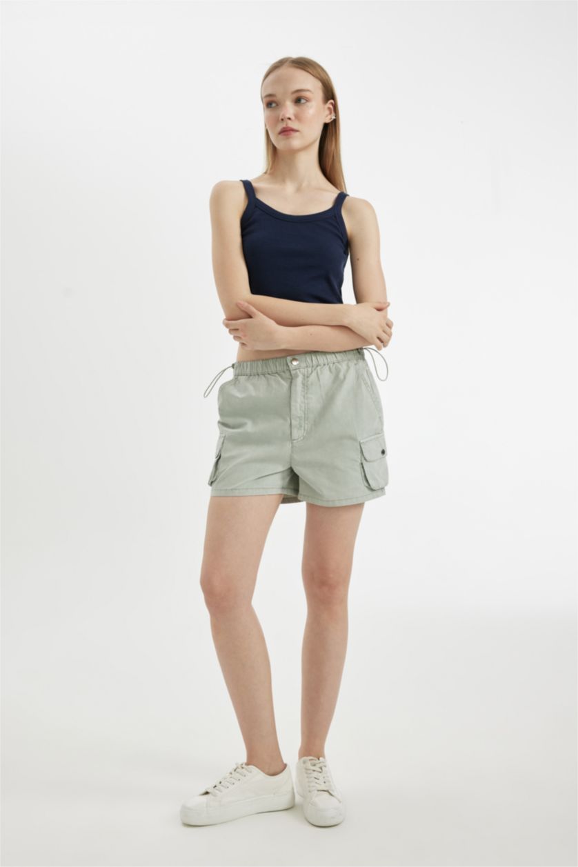 WOMAN Mint Regular Fit Regular Waist Short Leg Gabardine Shorts