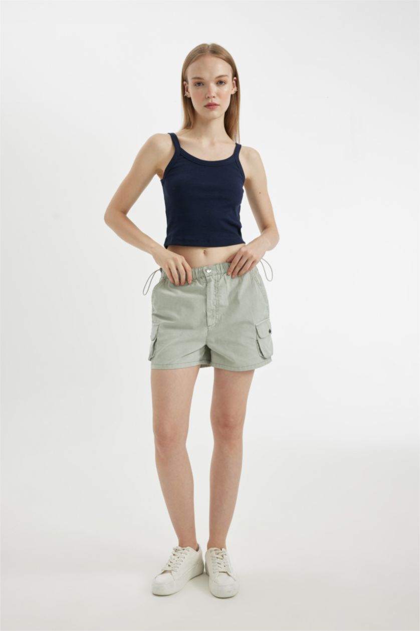 WOMAN Mint Regular Fit Regular Waist Short Leg Gabardine Shorts