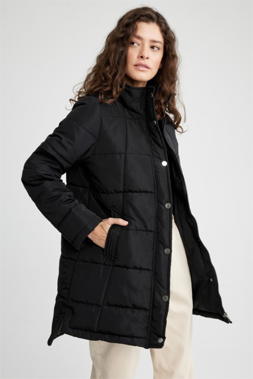 Жіночий Чорний Парка стандартного крою для жінок