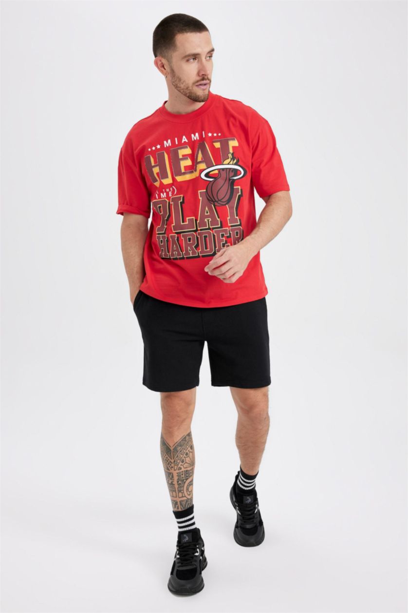 MAN Red Short Sleeve T-Shirt