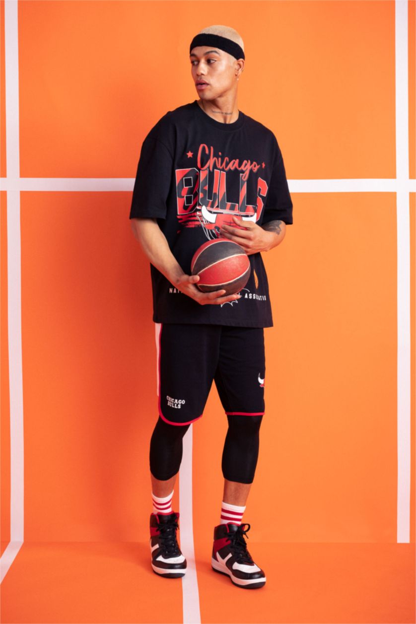 MAN Black DeFactoFit NBA Chicago Bulls Regular Fit Short Leg Shorts
