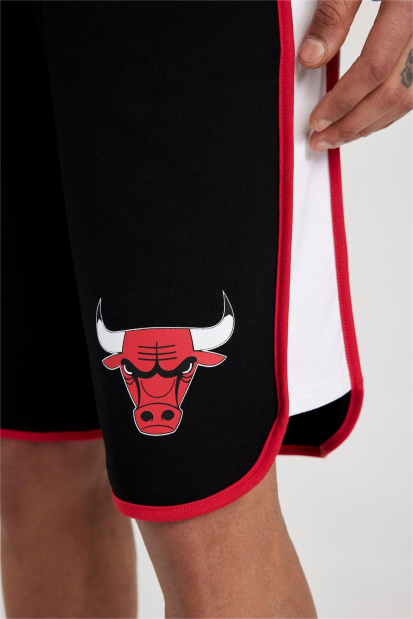MAN Black DeFactoFit NBA Chicago Bulls Regular Fit Short Leg Shorts
