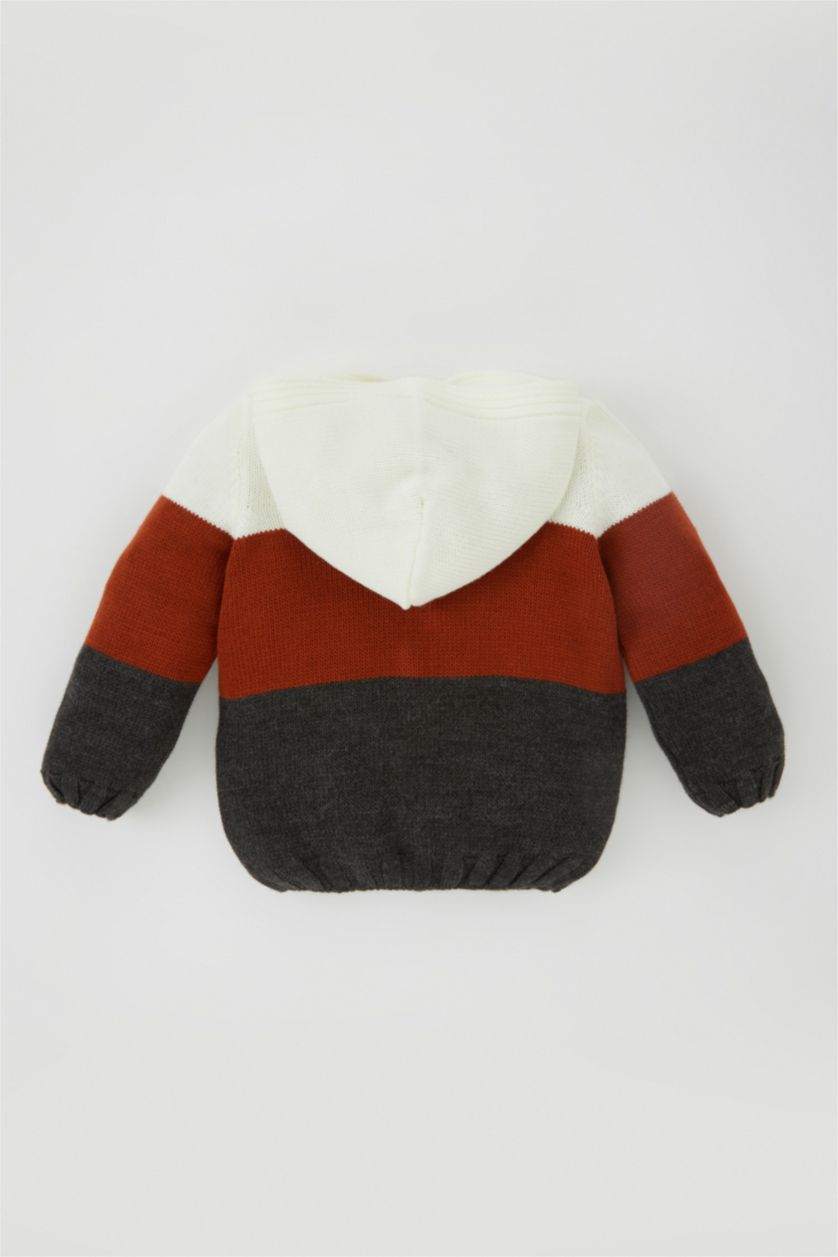 BABY BOY Light Stone كارديجان قصة عادية