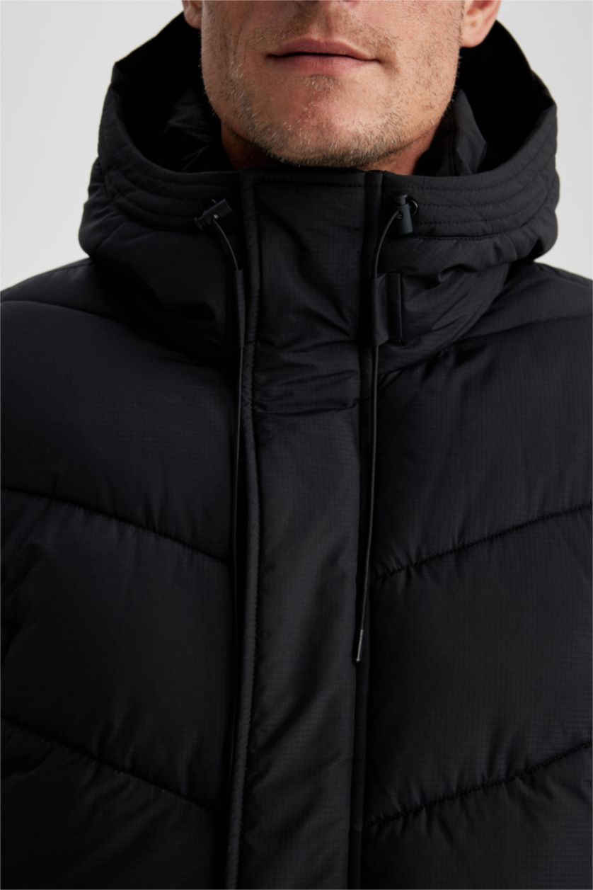 MAN Black Regular Fit Hooded Faux Fur  Long Puffer Jacket