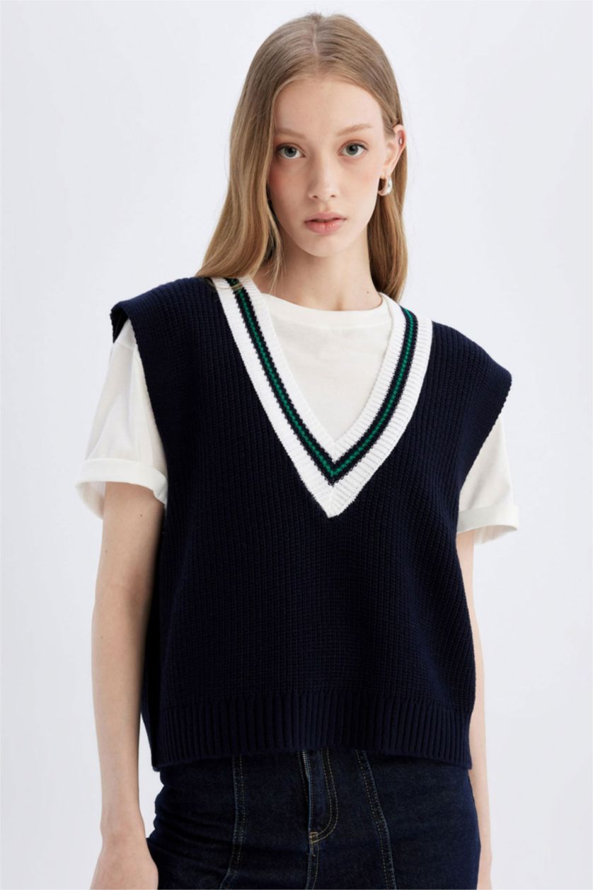 Woman NAVY Regular Fit V-Neck Thessaloniki Knitted Vest