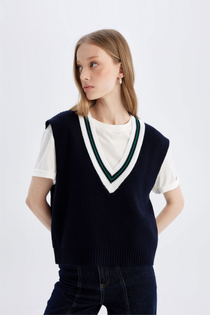 Woman NAVY Regular Fit V-Neck Thessaloniki Knitted Vest