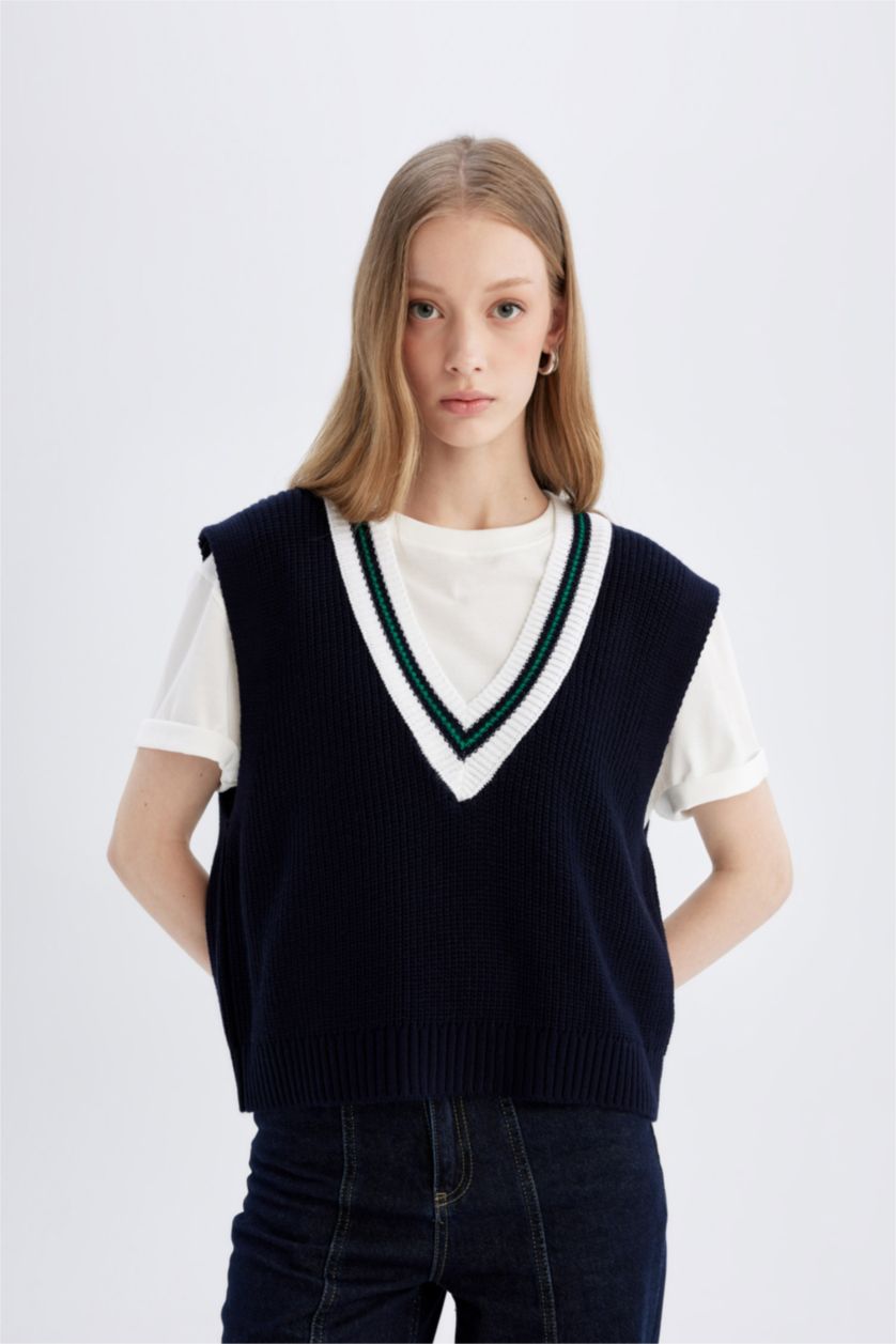 Woman NAVY Regular Fit V-Neck Thessaloniki Knitted Vest