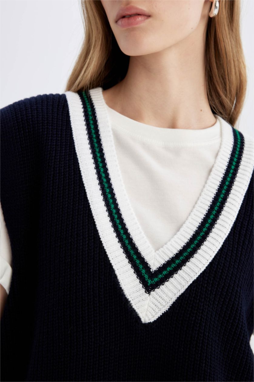 Woman NAVY Regular Fit V-Neck Thessaloniki Knitted Vest