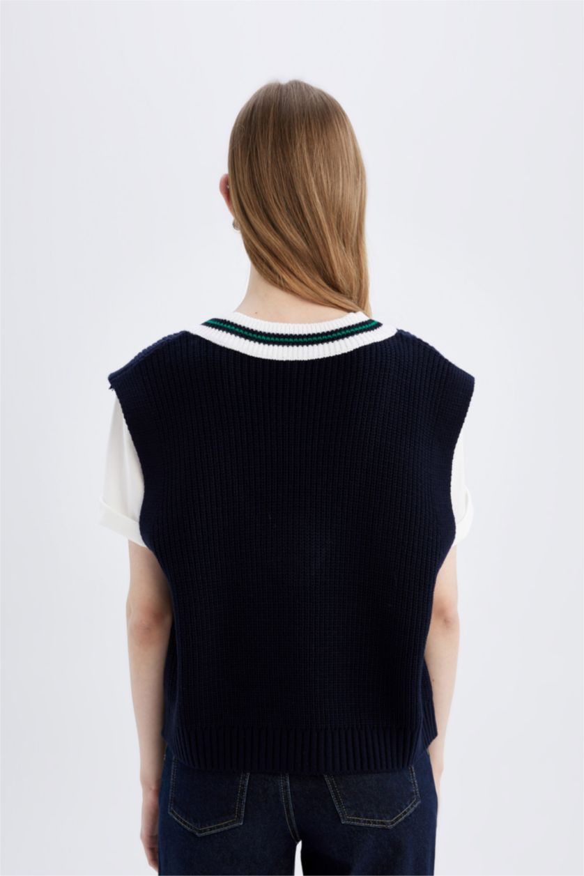 Woman NAVY Regular Fit V-Neck Thessaloniki Knitted Vest