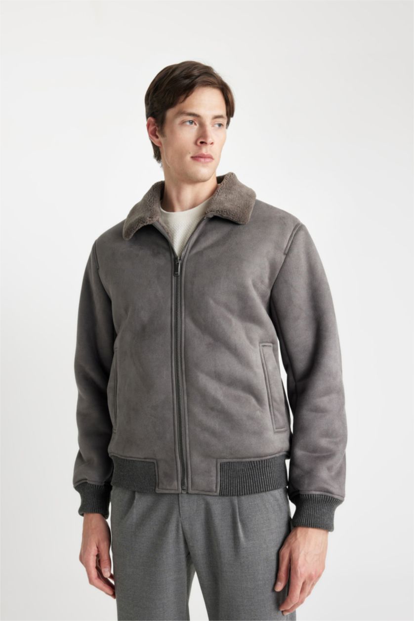 Erkek Gri Slim Fit Dar Kesim Kürklü Polo Yaka Astarlı Fermuarlı Cepli Süet Mont