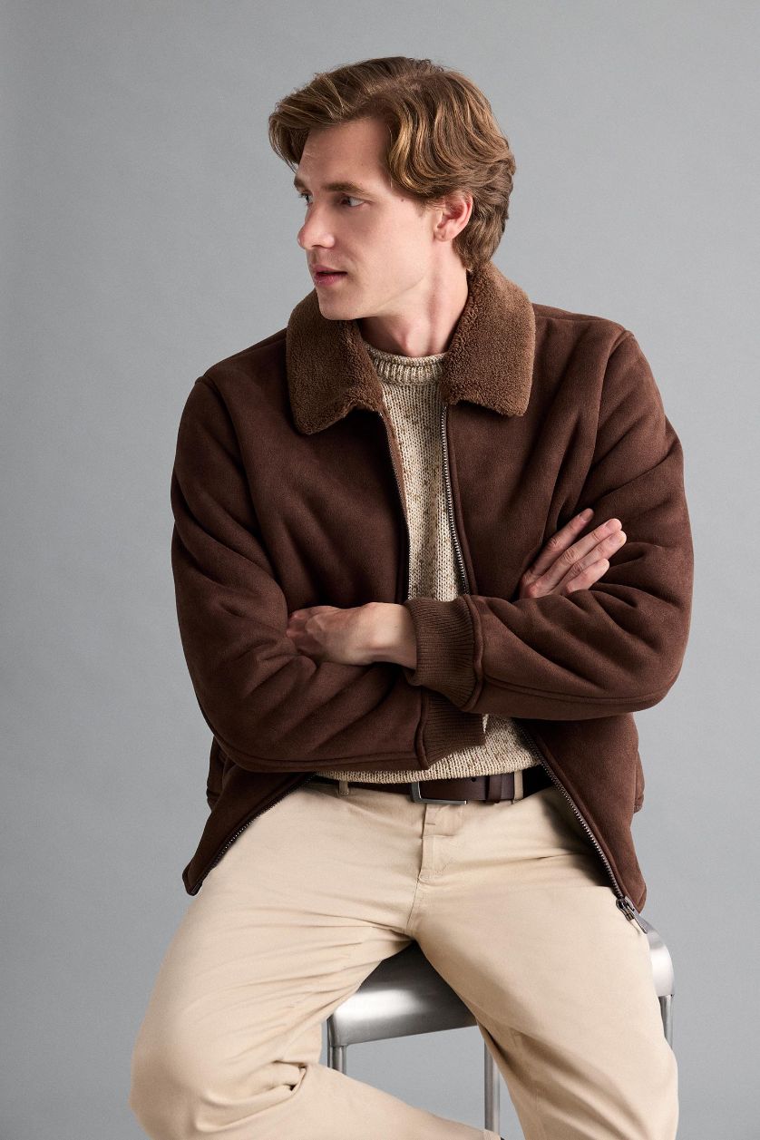 Erkek Kahve Slim Fit Dar Kesim Kürklü Polo Yaka Astarlı Fermuarlı Cepli Süet Mont