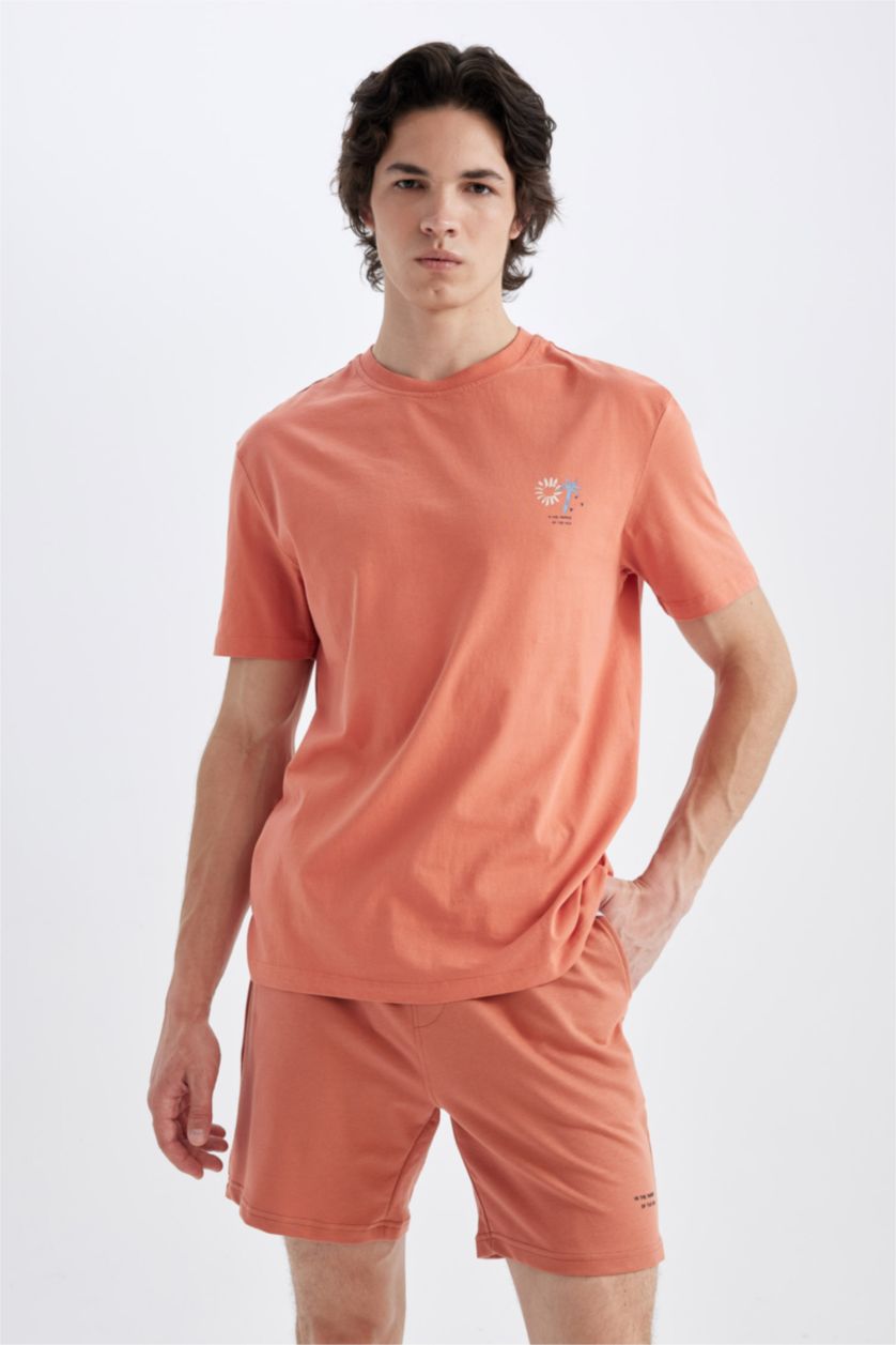 Man Orange Slim Fit Super Skinny Hem Shorts