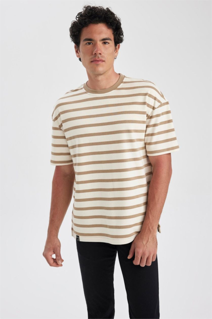 MAN Beige Comfort Fit Crew Neck Striped T-Shirt