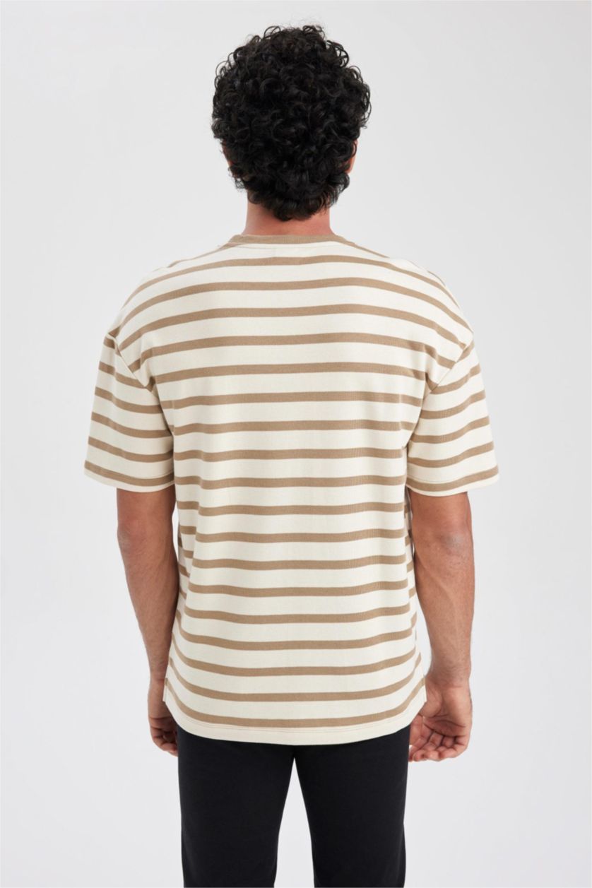 MAN Beige Comfort Fit Crew Neck Striped T-Shirt