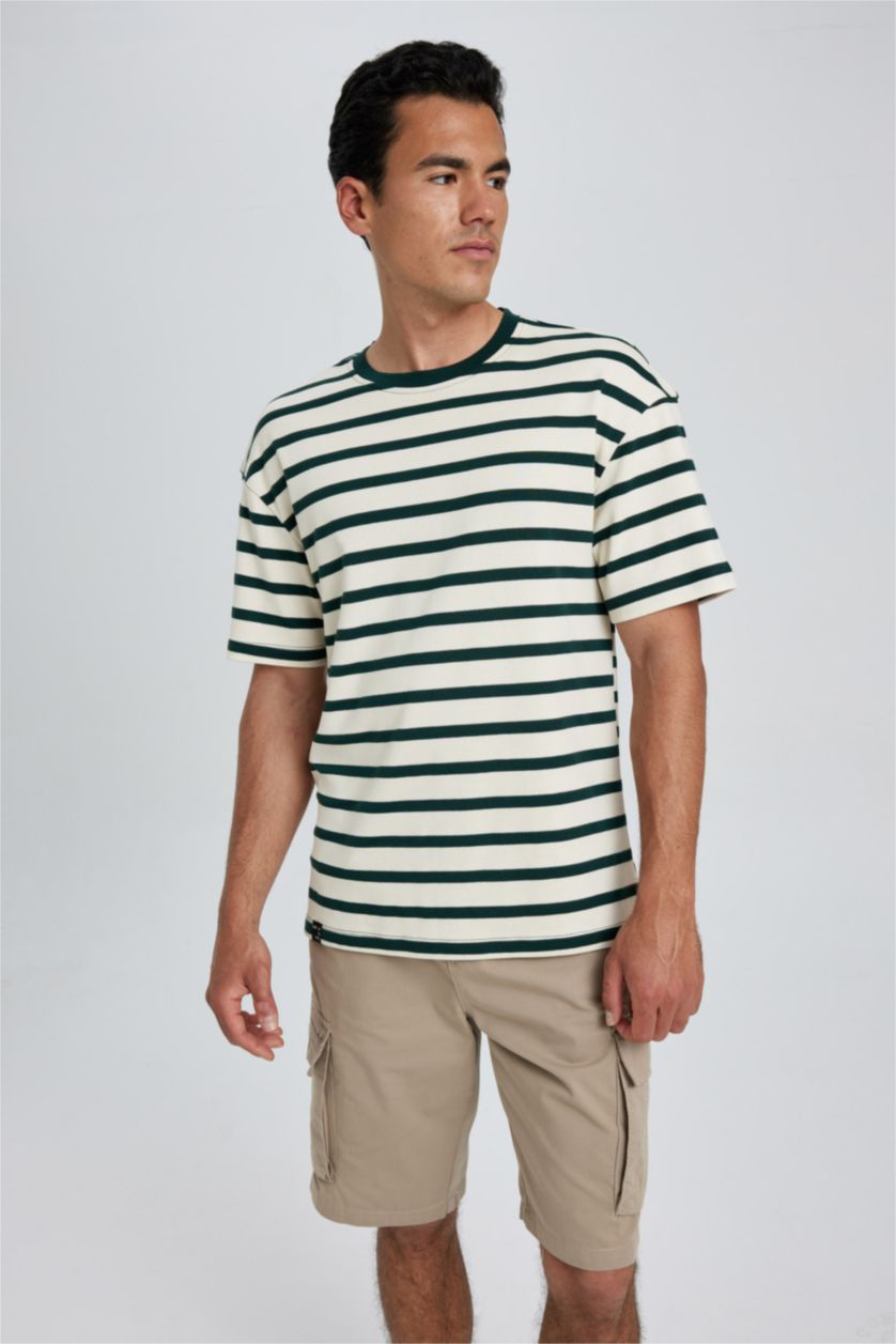 رجالي أخضر غامق تي شيرت مخطط بريميوم قطن قصة مريحة برقبة مستديرة