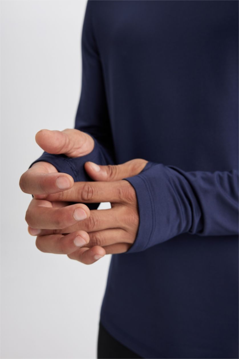 Erkek Lacivert Slim Fit Dar Kesim Bisiklet Yaka Sporcu Uzun Kollu Tişört