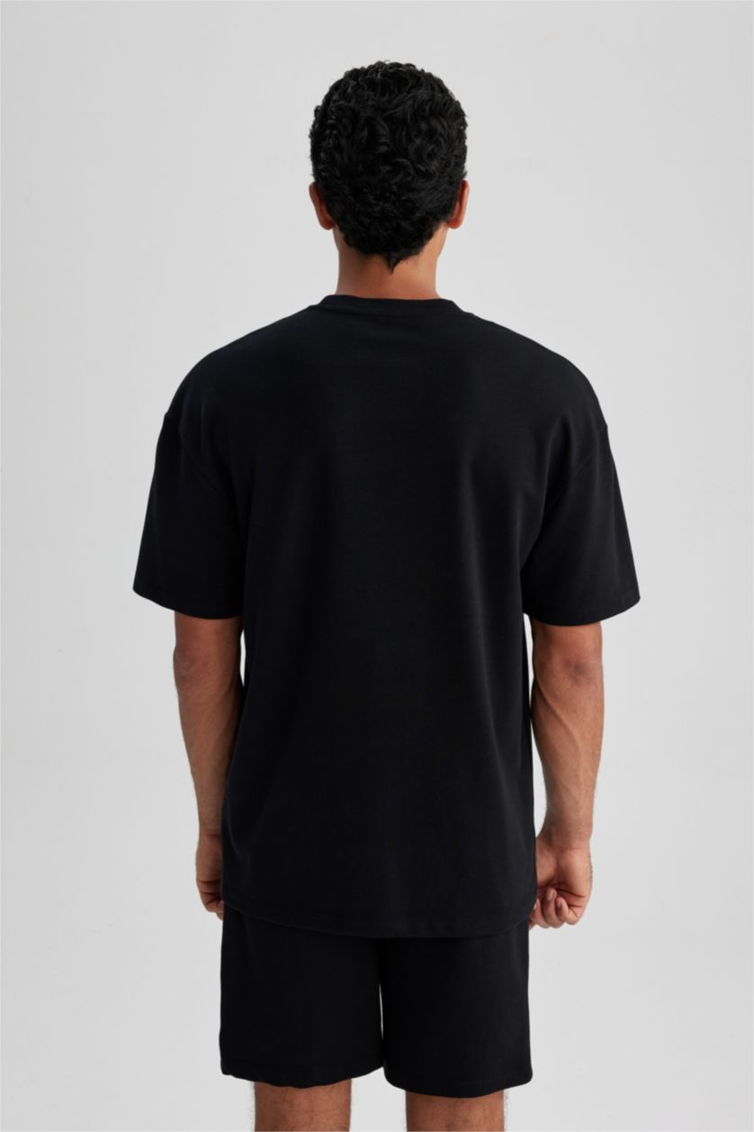 Erkek Siyah Comfort Fıt Kısa Kollu Tişört