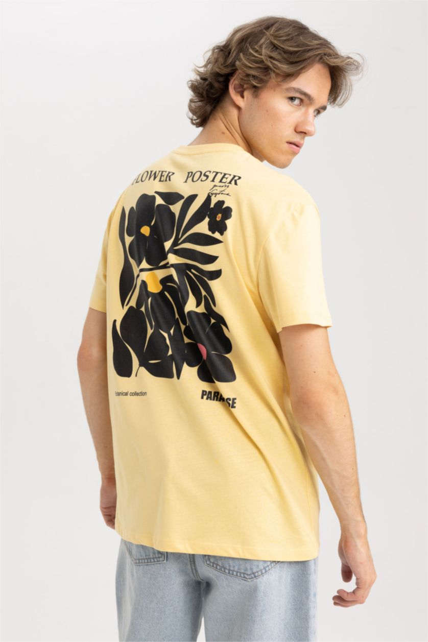 رجالي أصفر تي شيرت مطبوع بقصة عادية بياقة مدورة