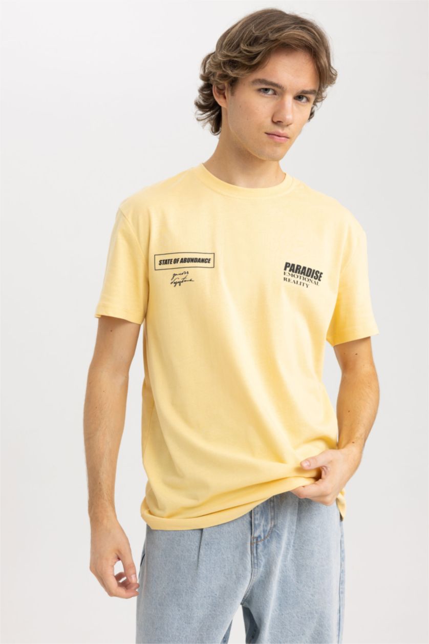 رجالي أصفر تي شيرت مطبوع بقصة عادية بياقة مدورة