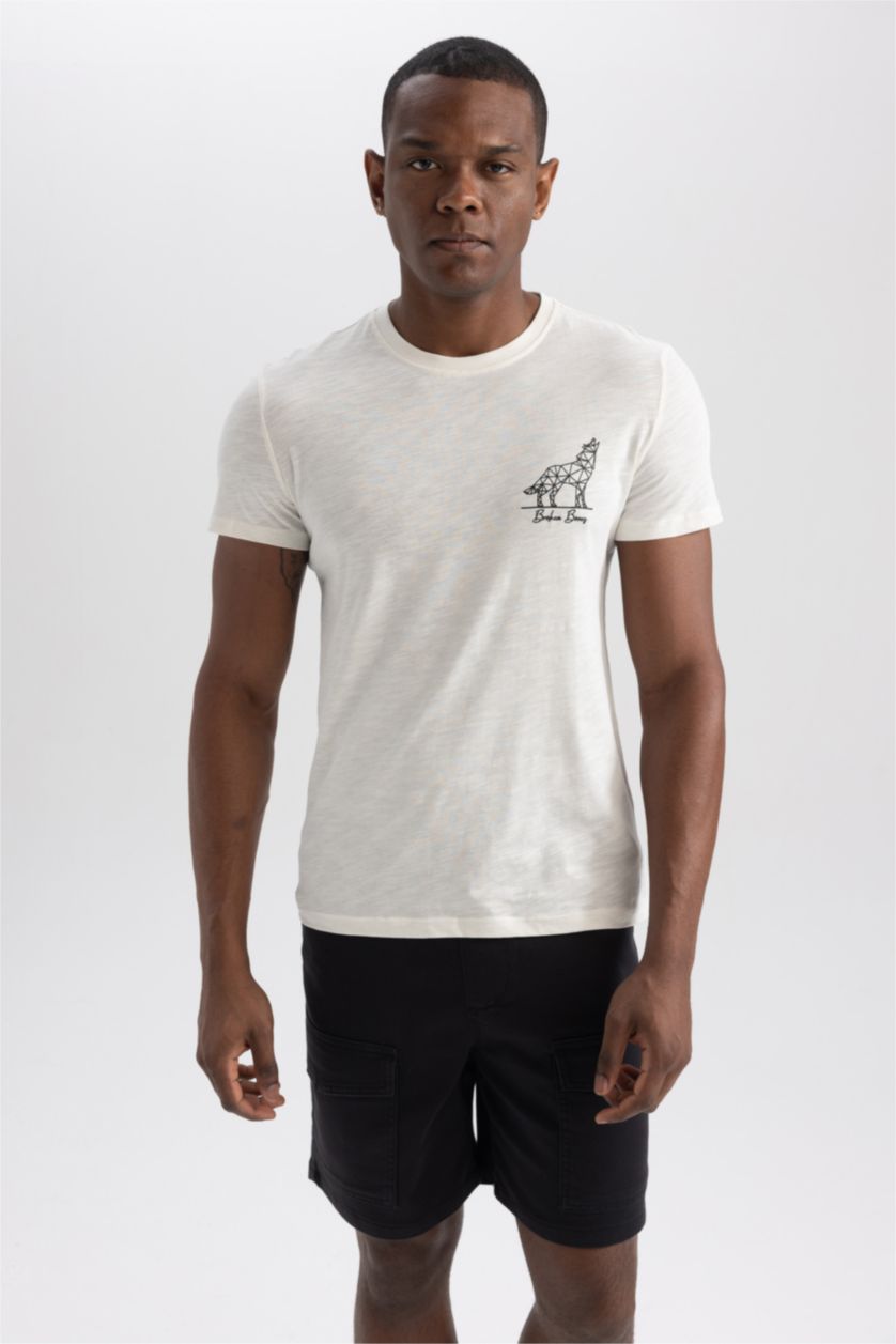 رجال بيج فاتح Slim Fit Short Sleeve T-Shirt