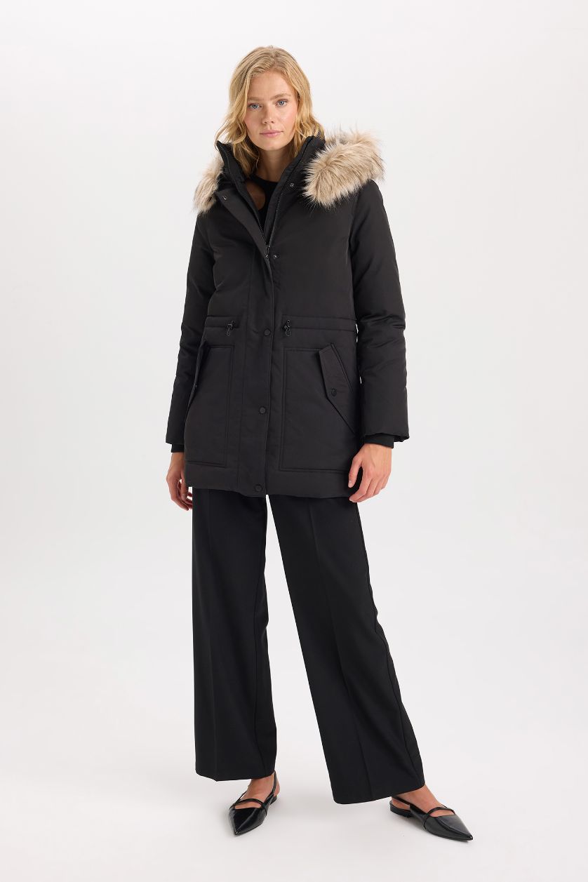 Kadın Siyah Su Geçirmez Şişme Mont Parka Oversize Geniş Kalıp Çıkarılabilir Suni Kürk Kapüşonlu Fermuarlı Çıtçıtlı Cepli