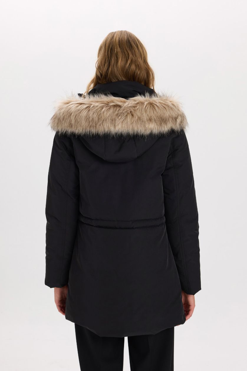 Kadın Siyah Su Geçirmez Şişme Mont Parka Oversize Geniş Kalıp Çıkarılabilir Suni Kürk Kapüşonlu Fermuarlı Çıtçıtlı Cepli