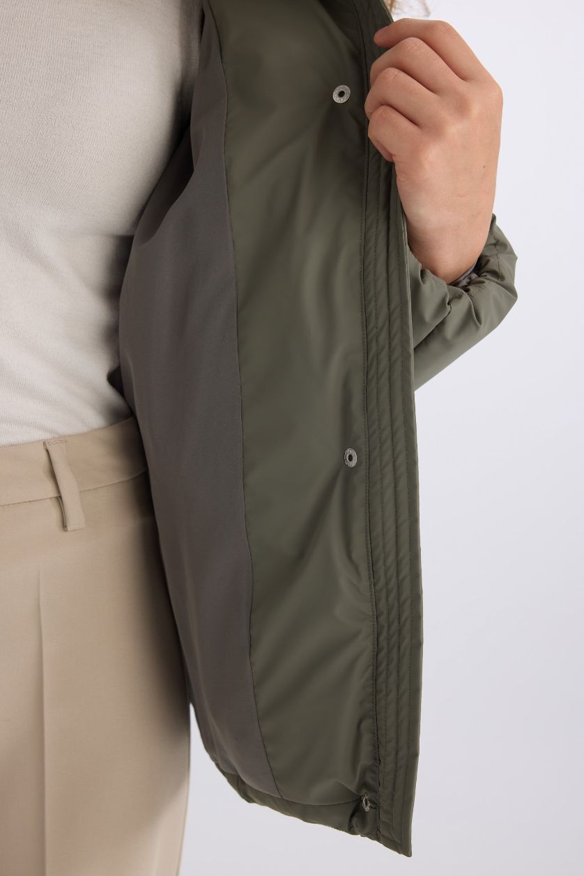 Kadın Haki Su Geçirmez Puffer Şişme Mont Oversize Geniş Kalıp Kapüşonlu Fermuarlı Çıtçıtlı