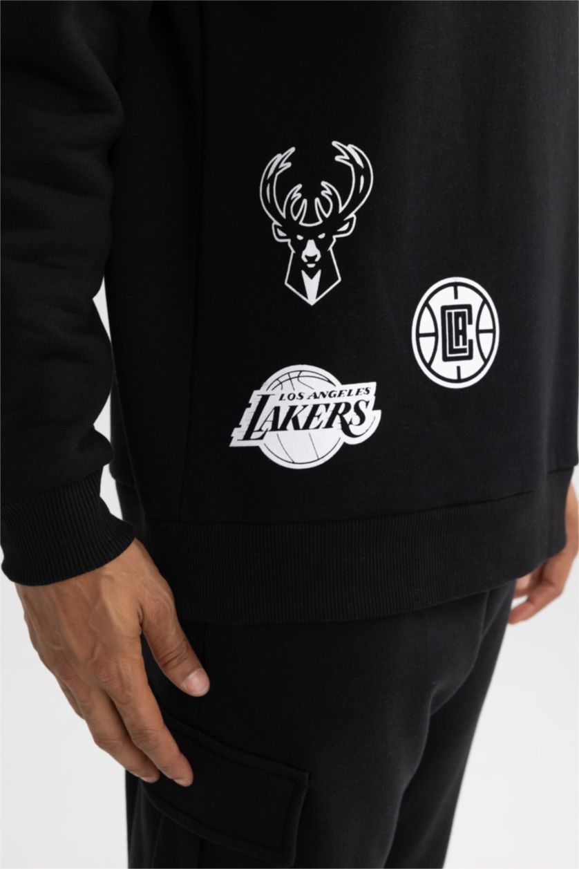 MAN Black Comfort Fit NBA Licensed Long Sleeve Sweatshirt