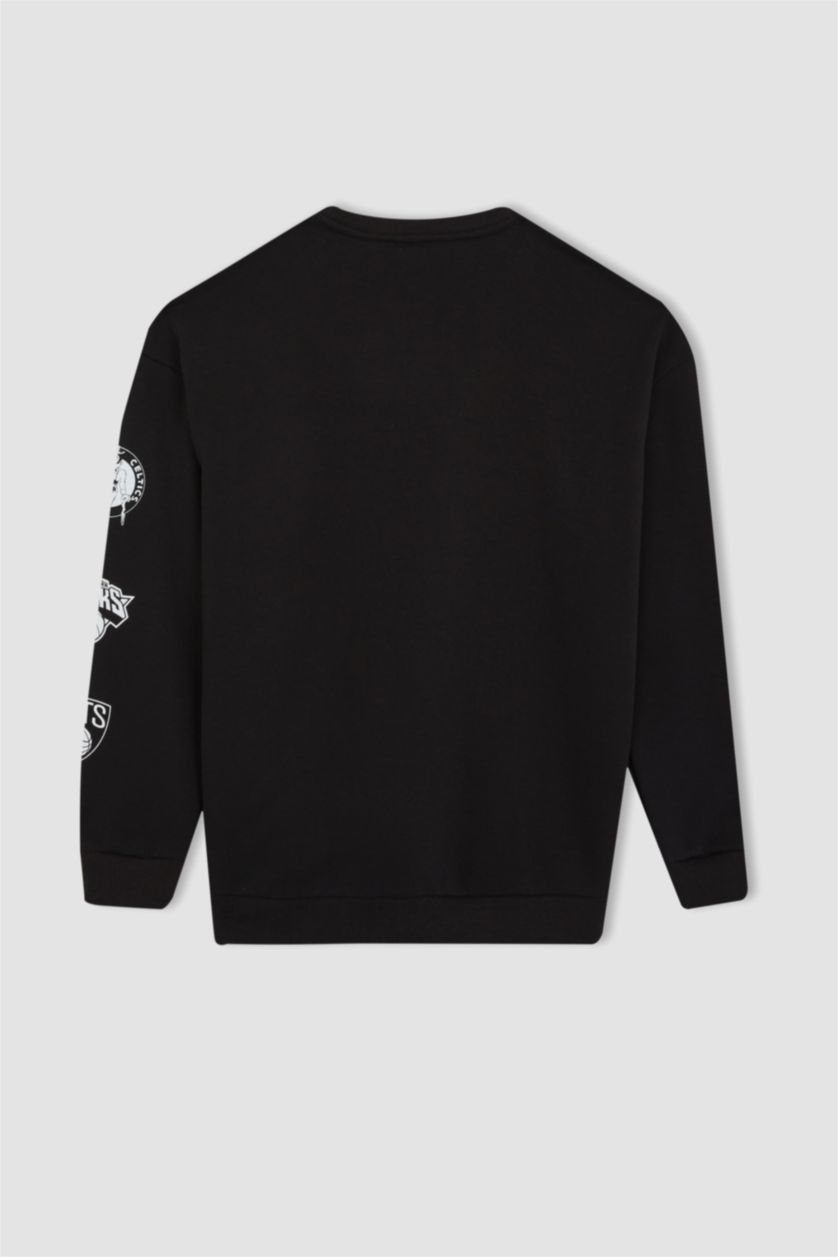 MAN Black Comfort Fit NBA Licensed Long Sleeve Sweatshirt