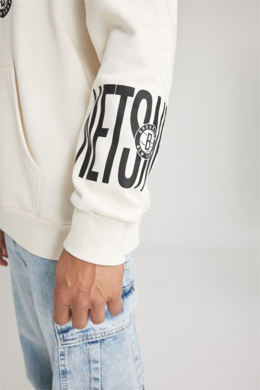 Erkek Ekru NBA Brooklyn Nets Oversize Geniş Kalıp Kapüşonlu Cepli Kalın Sweatshirt