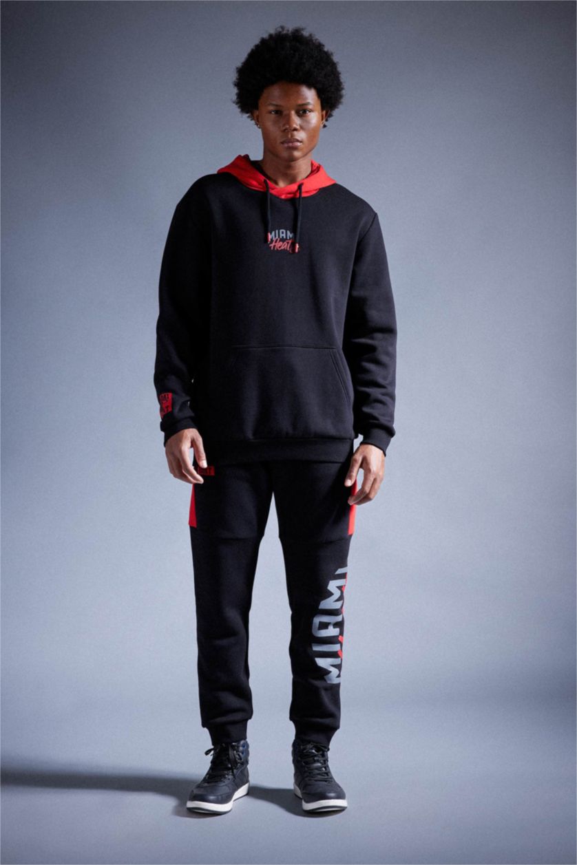 HOMME Noir Sweat- Shirt Coupe Régulière Encapuchonné Avec Poche à Manches Longues De DefactoFit NBA