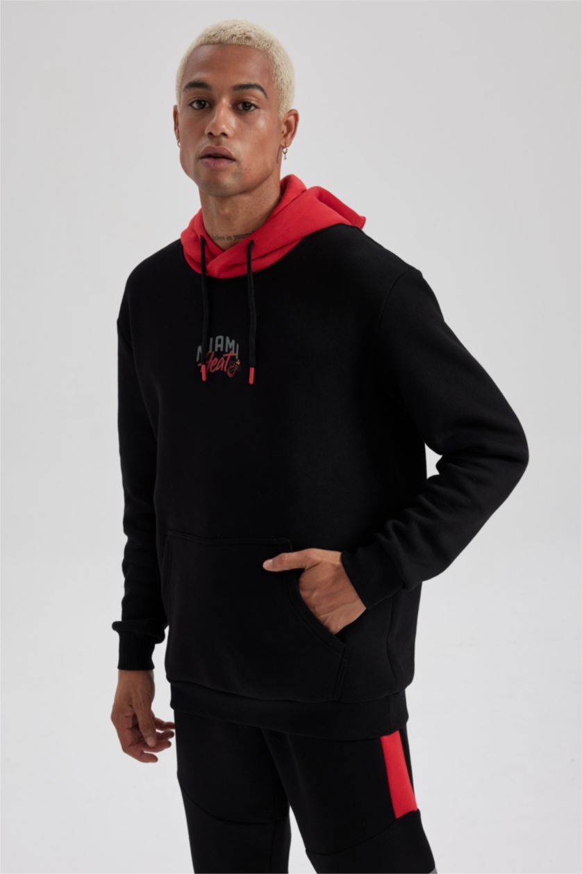 HOMME Noir Sweat- Shirt Coupe Régulière Encapuchonné Avec Poche à Manches Longues De DefactoFit NBA