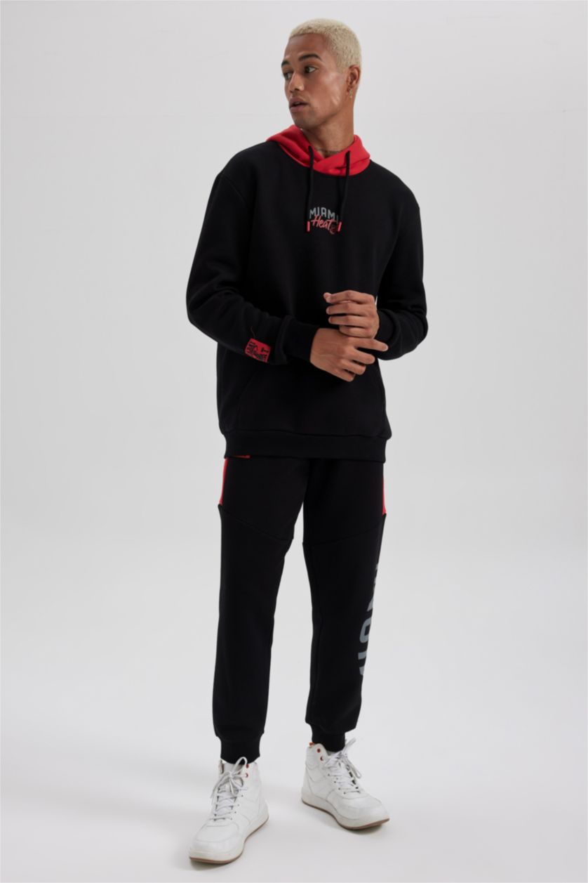 HOMME Noir Sweat- Shirt Coupe Régulière Encapuchonné Avec Poche à Manches Longues De DefactoFit NBA