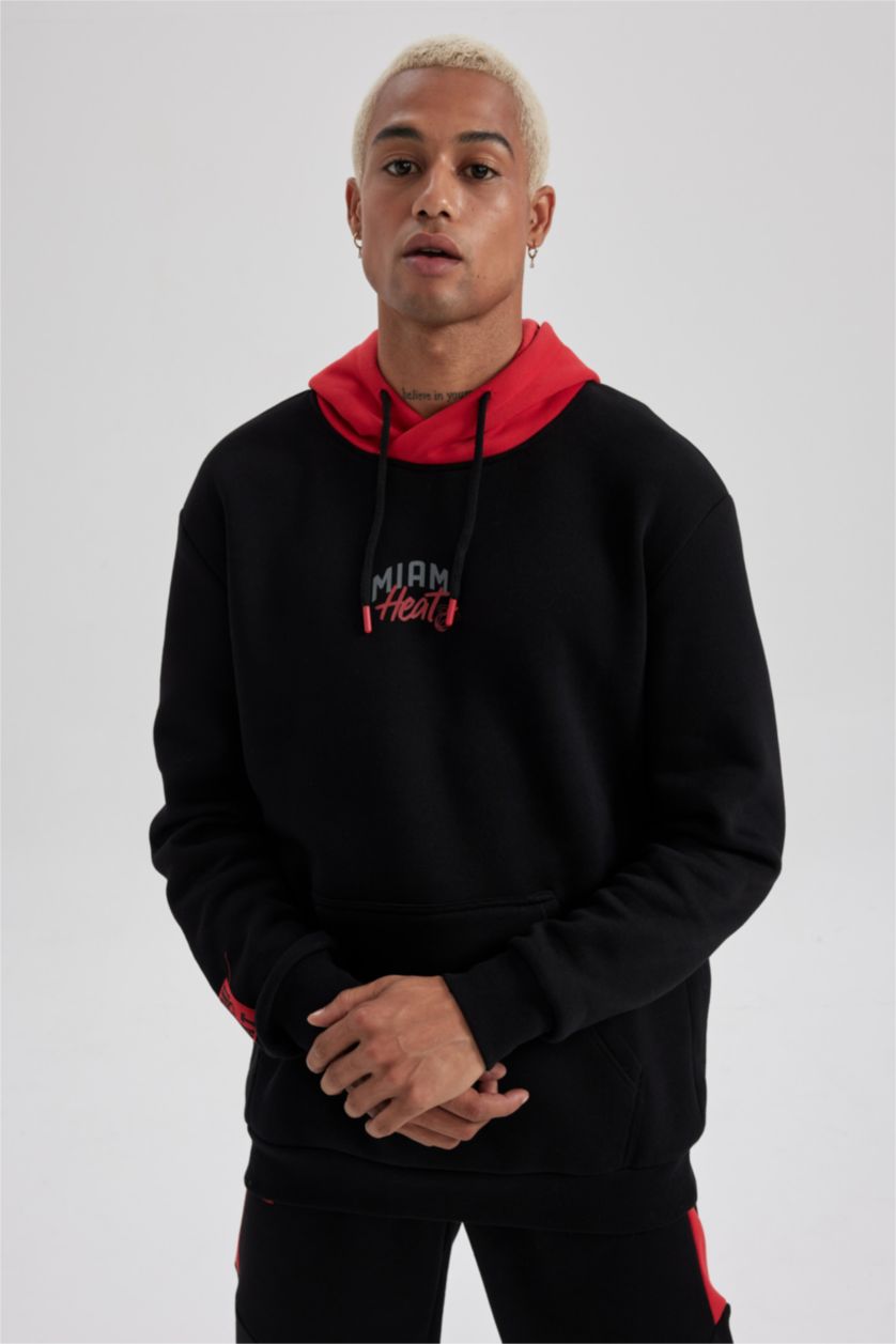 HOMME Noir Sweat- Shirt Coupe Régulière Encapuchonné Avec Poche à Manches Longues De DefactoFit NBA