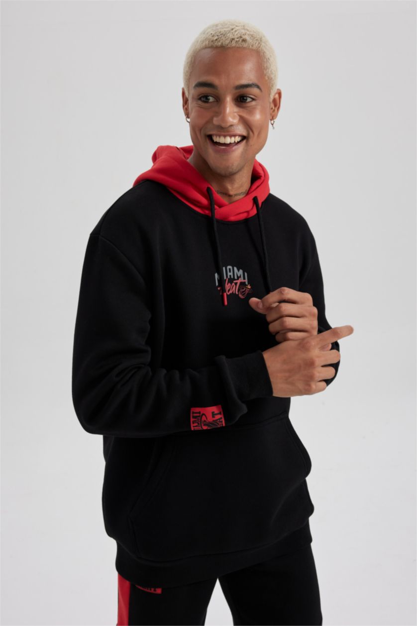 HOMME Noir Sweat- Shirt Coupe Régulière Encapuchonné Avec Poche à Manches Longues De DefactoFit NBA