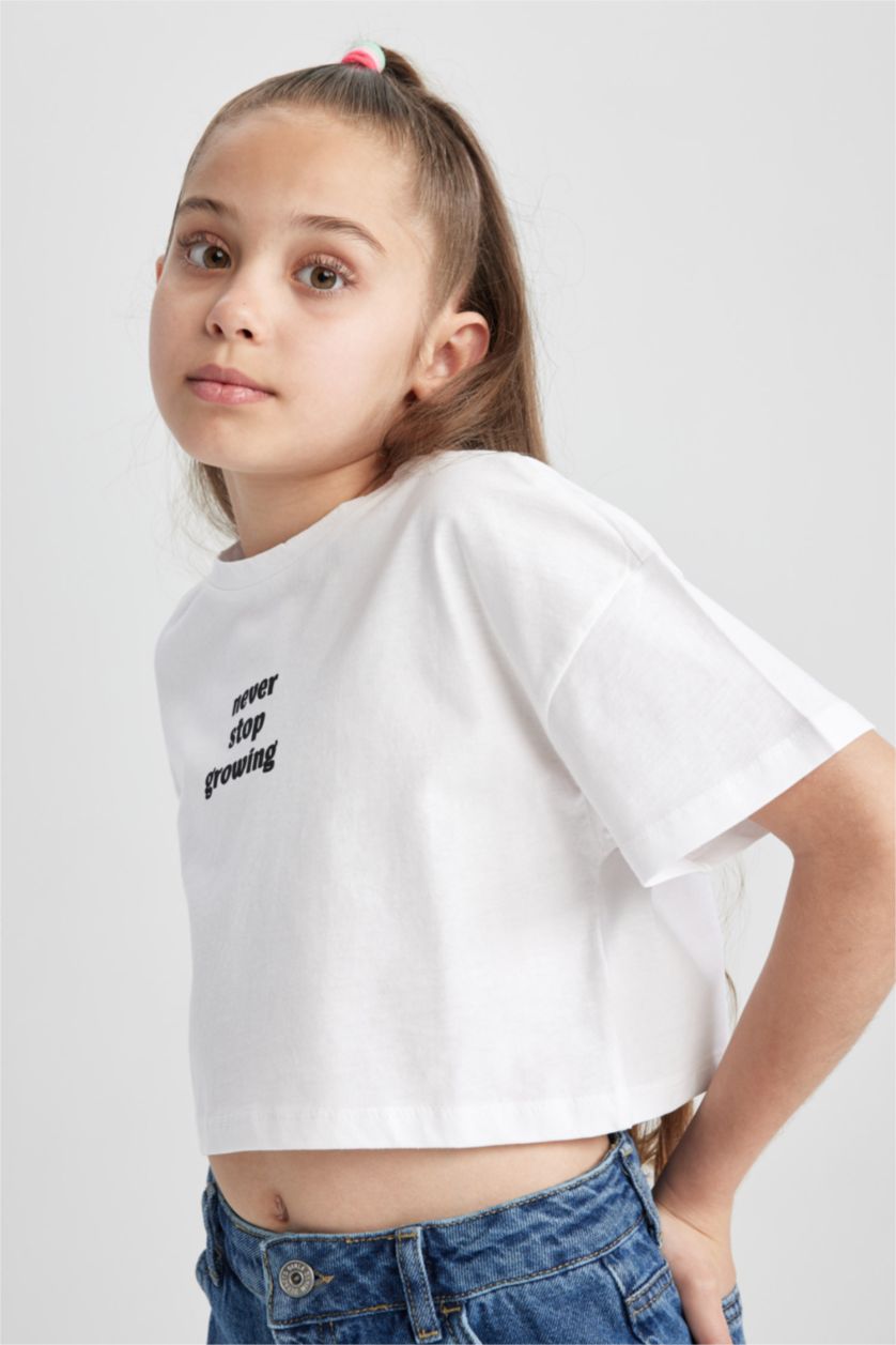 GIRLS & TEENS White Girl Crop Short Sleeve T-Shirt