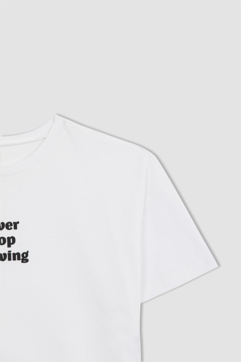 GIRLS & TEENS White Girl Crop Short Sleeve T-Shirt