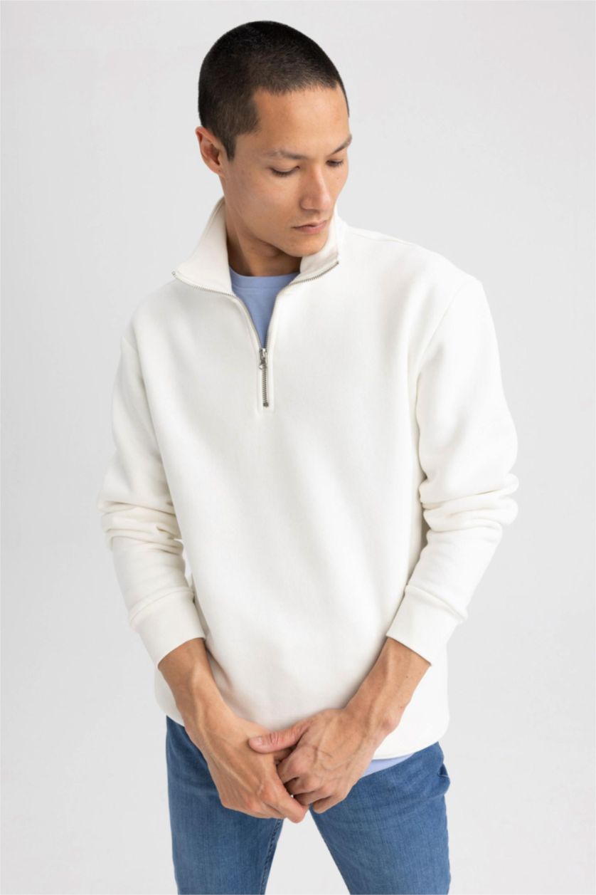 MAN White Comfort Fit Thick Sweatshirt Fabric Sweatshirt