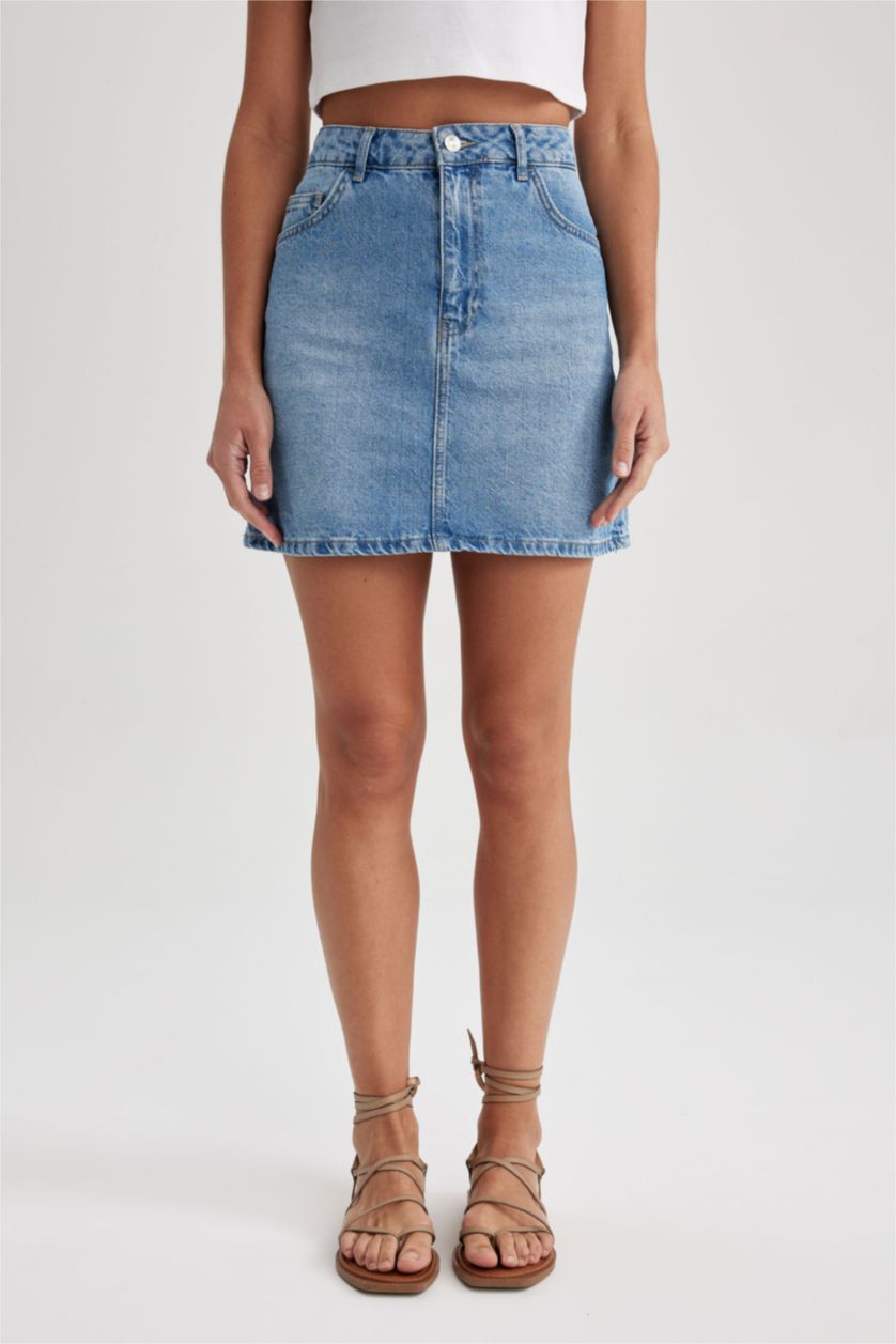 نساء أزرق تنورة جينز قصيرة قصة عادية